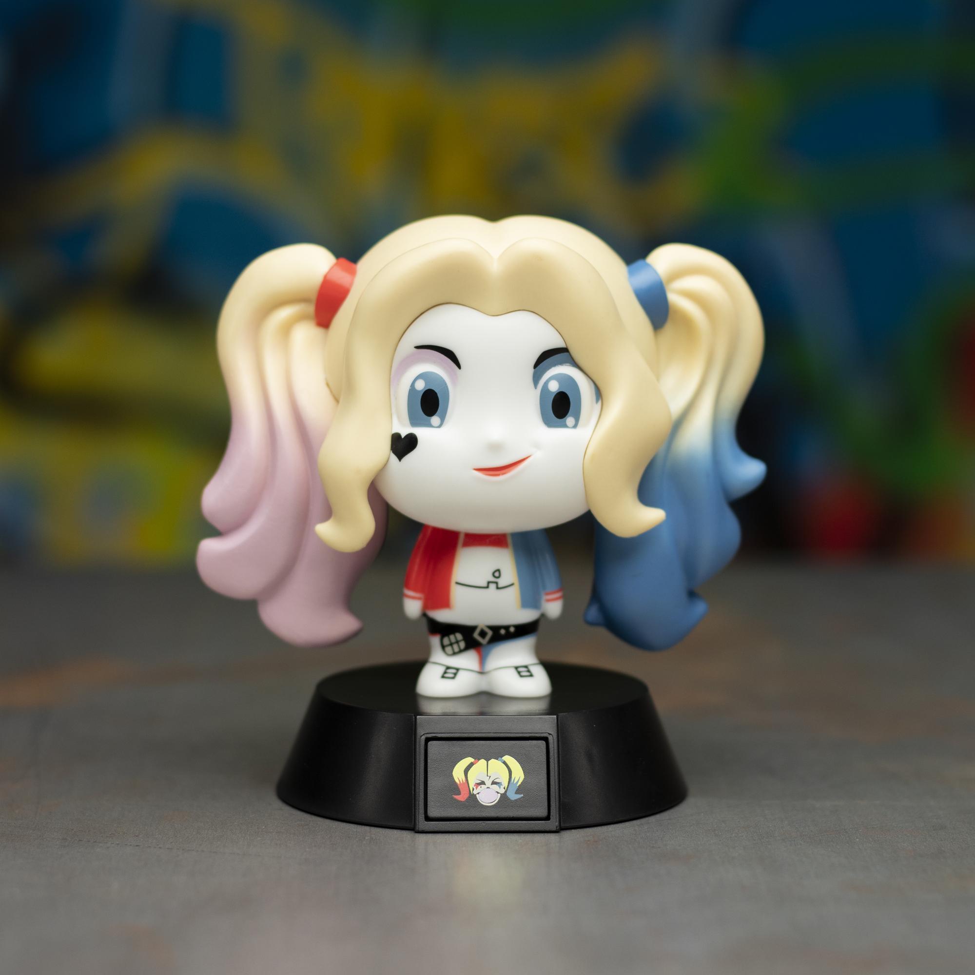 2000x2000 Harley Quinn Cute As A Button Icon Light