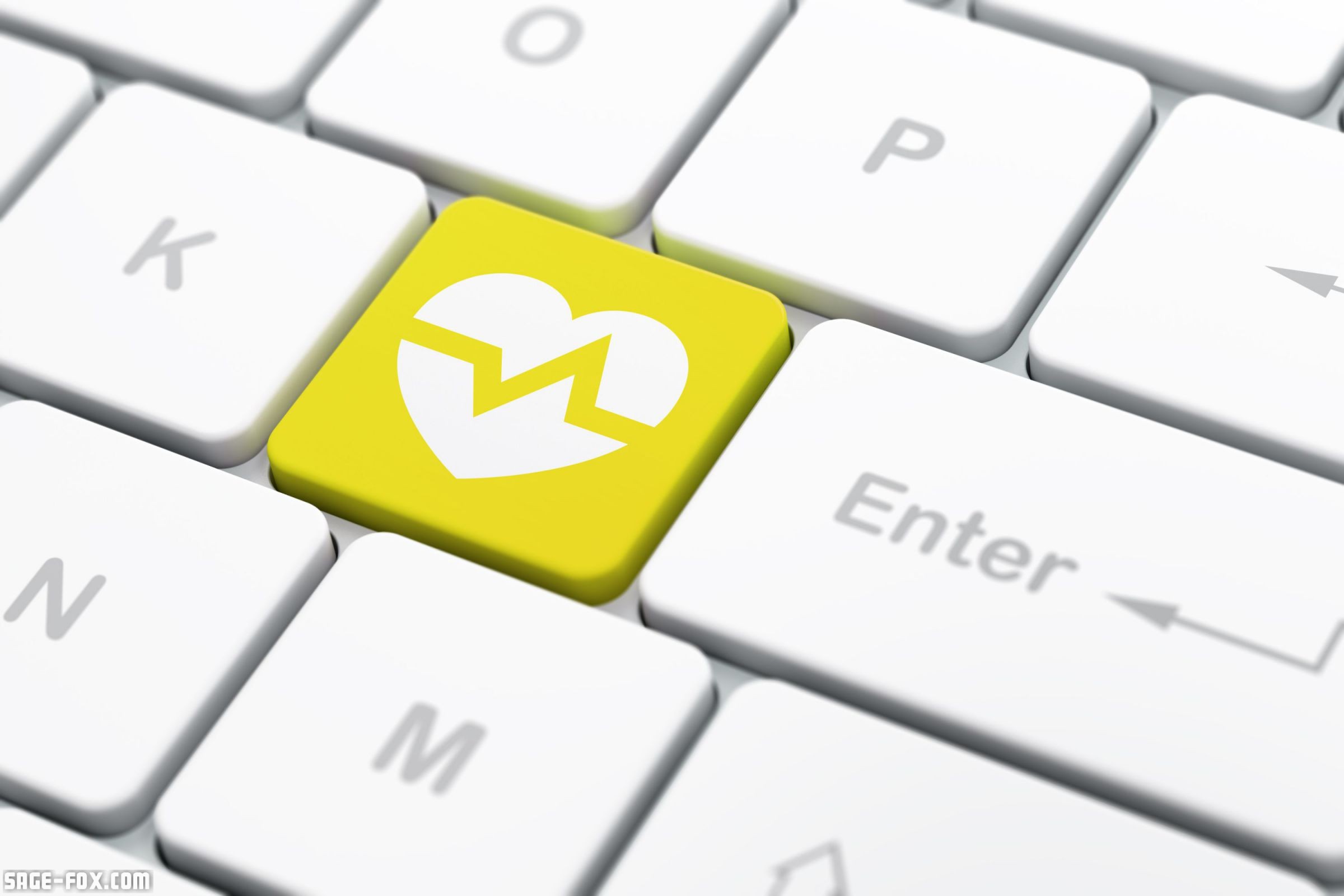 2400x1600 Computer Keyboard With Heart Icon