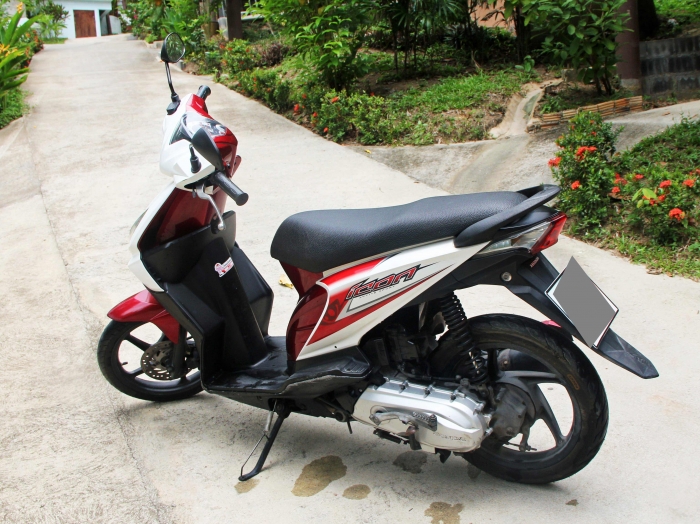 700x524 Honda Icon