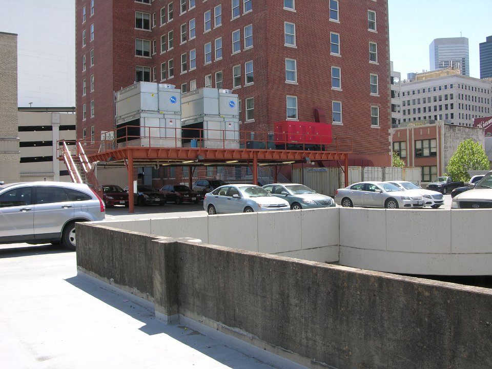 960x720 Hotel Icon Parking Garage Roof