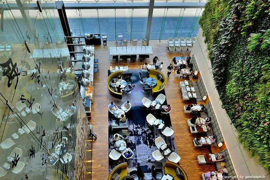 550x367 Restaurant Green