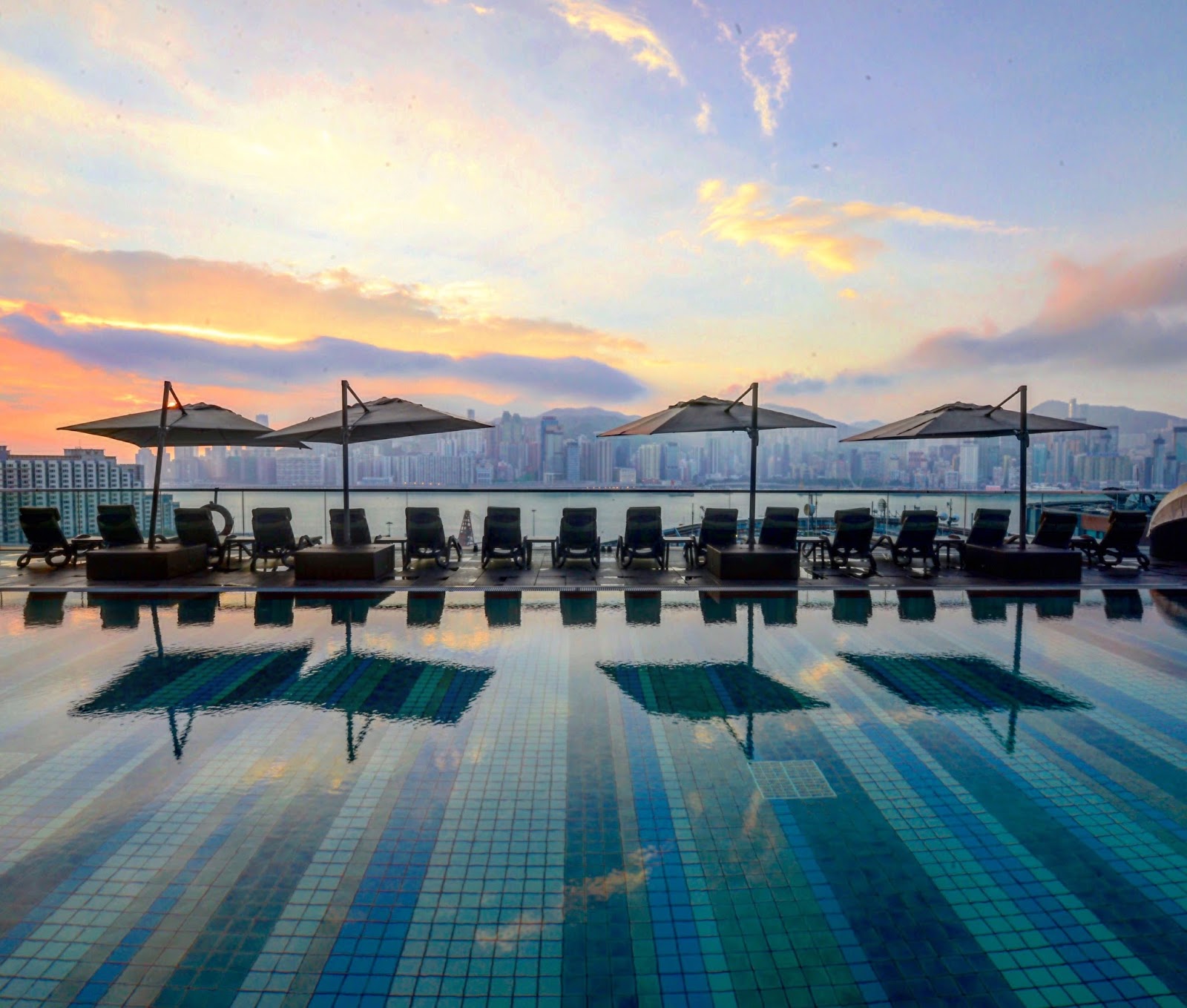 1600x1359 Grandeur Traveler Hotel Icon Hong Kong Staycation In Style