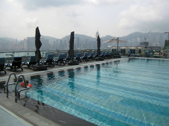 Rooftop Swimming Pool 550x413 Rooftop Swimming Pool