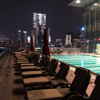 200x200 Gym Pool Hotel Icon