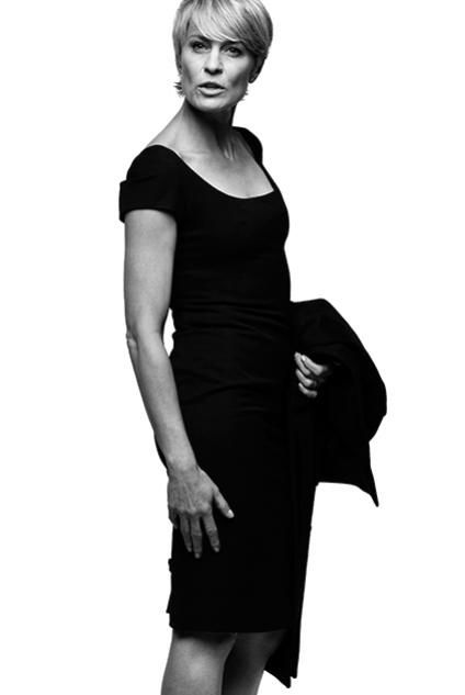 424x633 Reasons Claire Underwood Of House Of Cards Is A Fashion Icon