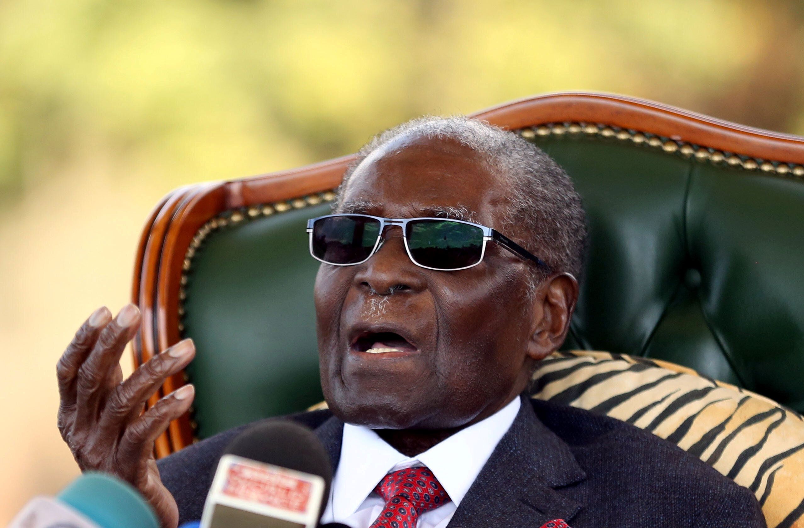 2556x1680 Robert Mugabe, Zimbabwe's First Post Independence President, Dies