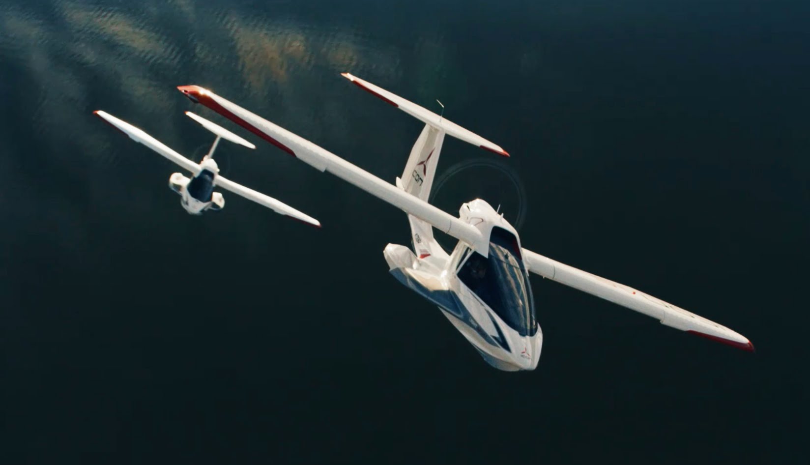 1648x946 Icon A The Folding Airplane Concept