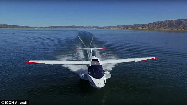 634x356 Tesla Like Icon Seaplane Reaches And Can Be Flown