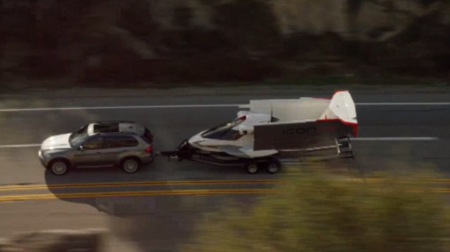 638x358 Tesla Like Icon Seaplane Reaches And Can Be Flown