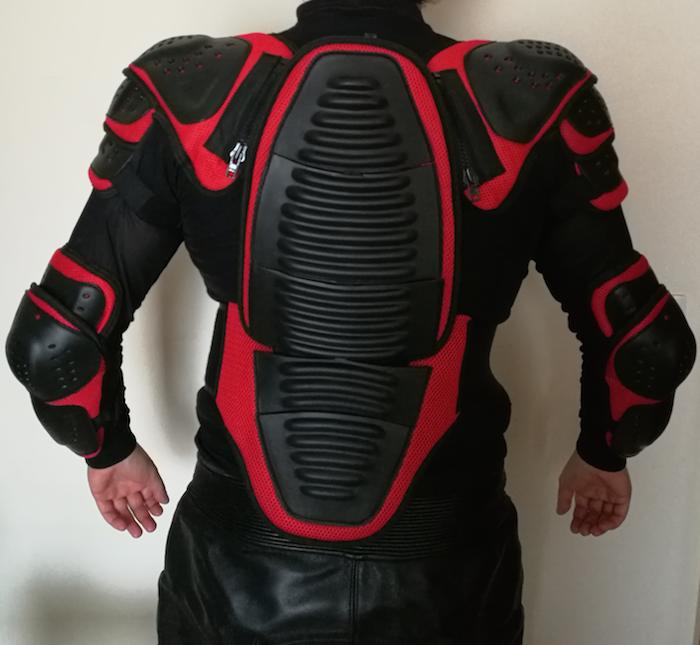 700x645 A Photograph Showing The Gearx Body Armor Jacket Of This