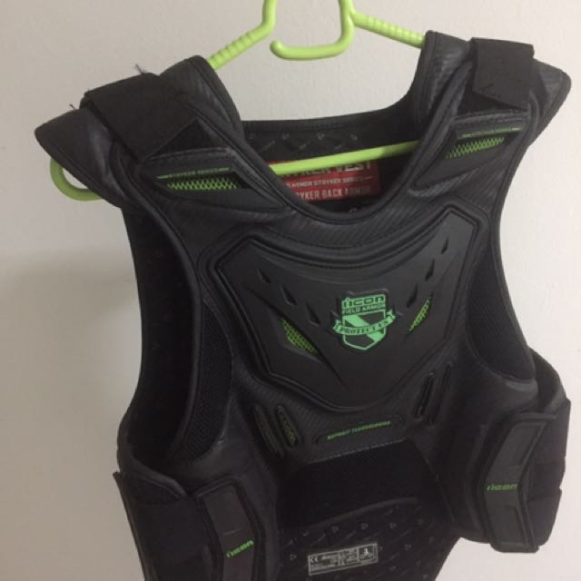 640x640 Icon Field Armor Vest, Fesyen Lelaki, Aksesori Di Carousell