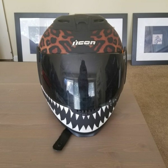580x580 Icon Other Helmet Leopard Poshmark