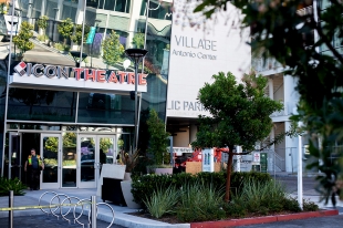 310x206 New Movie Theater Promises Big Ticket Experience News Mountain