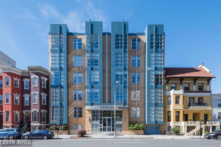 768x512 The Icon Condos