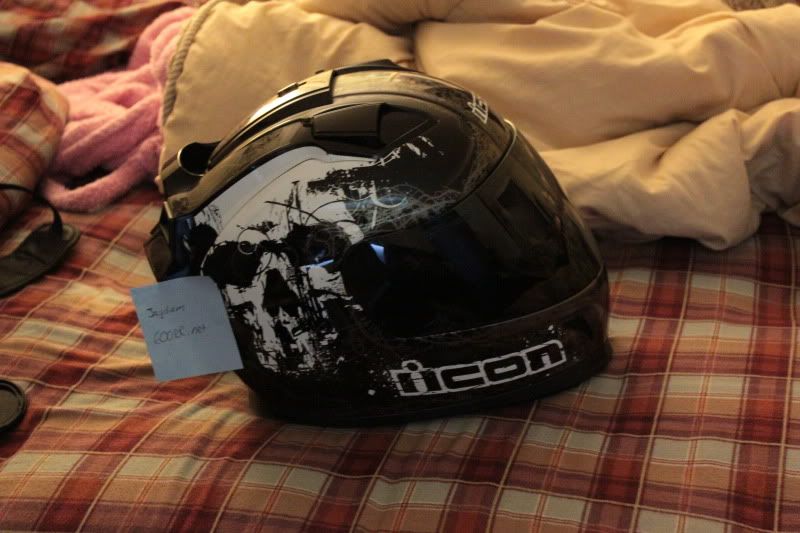 800x533 Fs Icon Domain Decay Helmet Size Medium And Icon Decay Riding