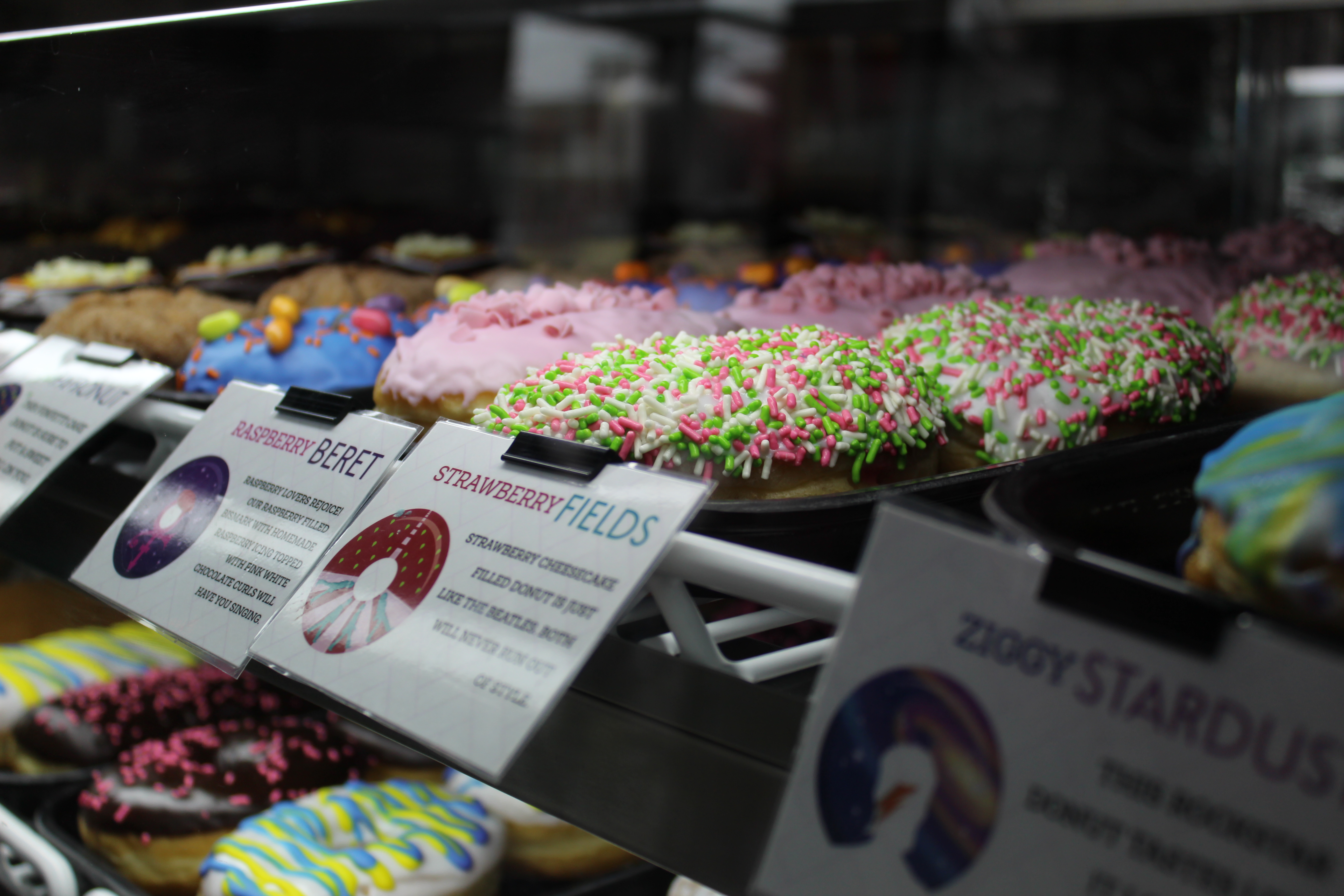 5184x3456 Donuts, Brownies, Cheescake Oh My! Icon Donuts Sweetery Opens