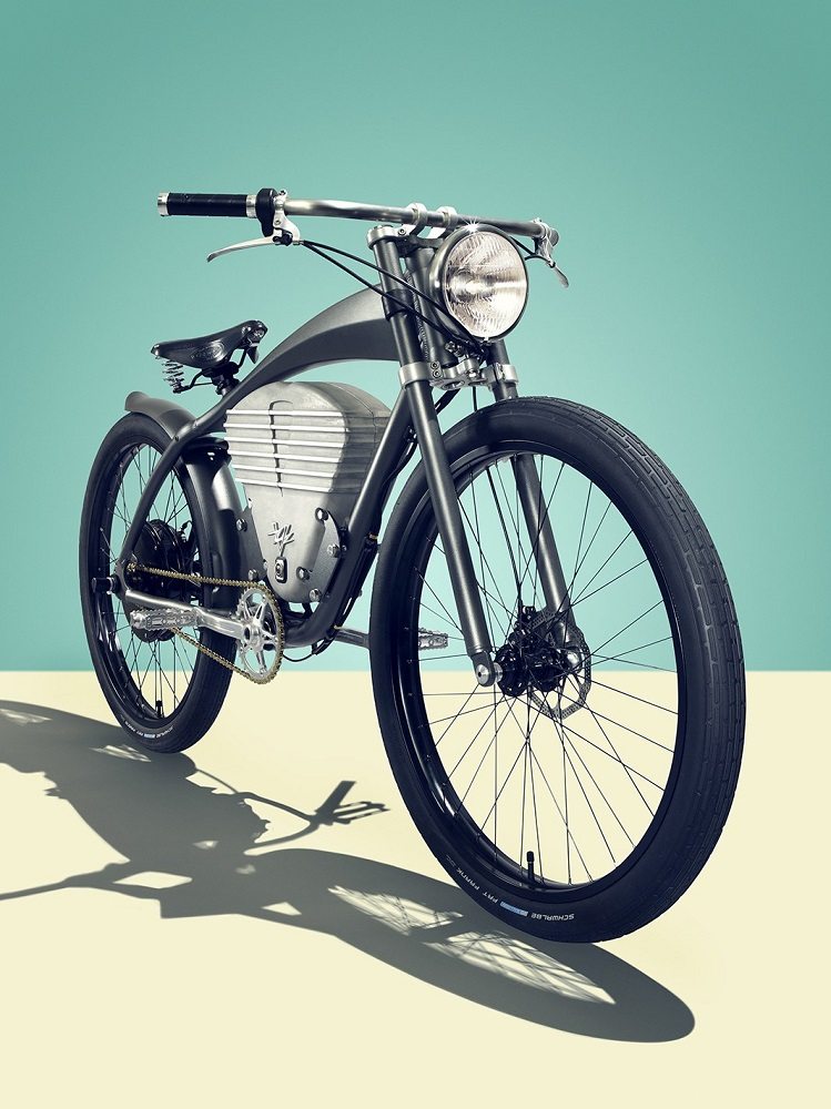 749x1000 E Flyer Electric Bike