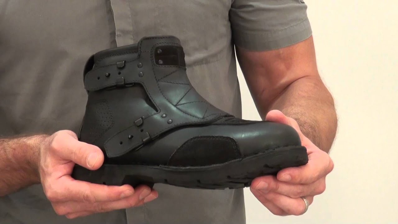 1280x720 Icon El Bajo Boot Review