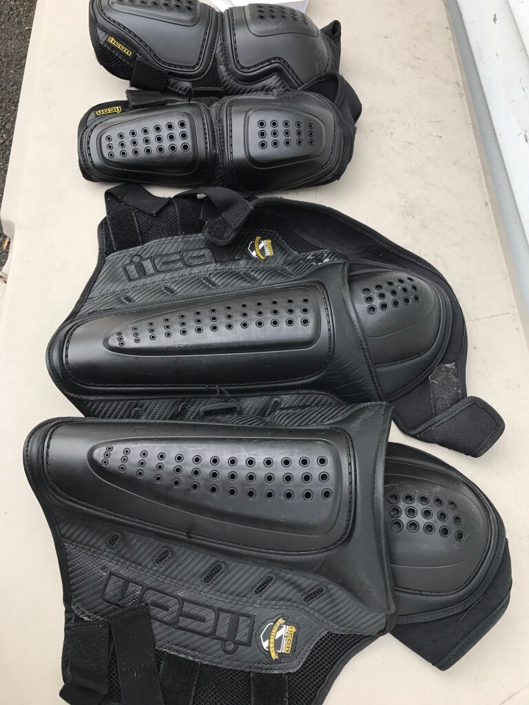 768x1024 Icon Knee Pads And Elbow Pads Orange