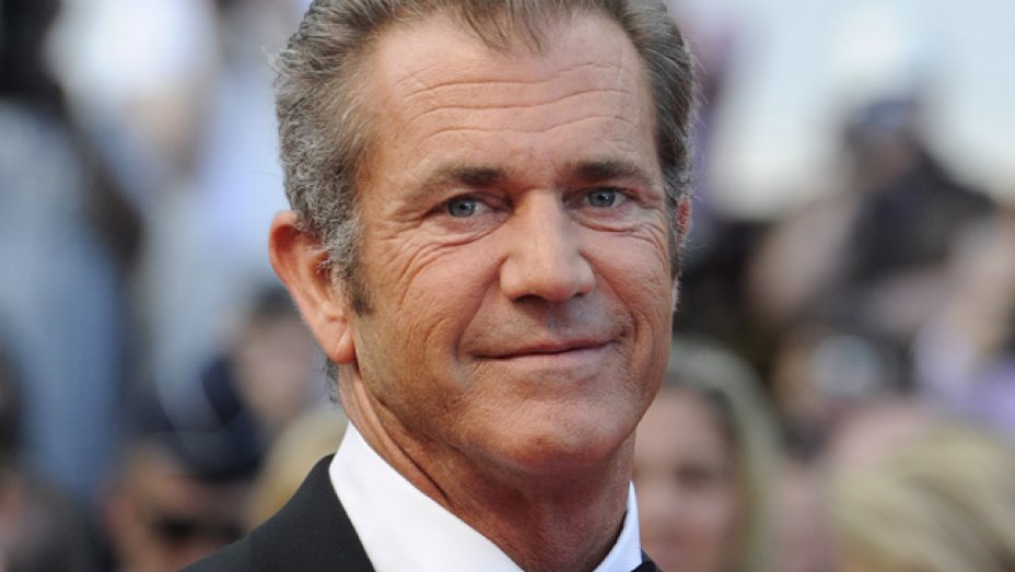 928x523 Warner Bros Backing Mel Gibson Movie About Jewish Icon