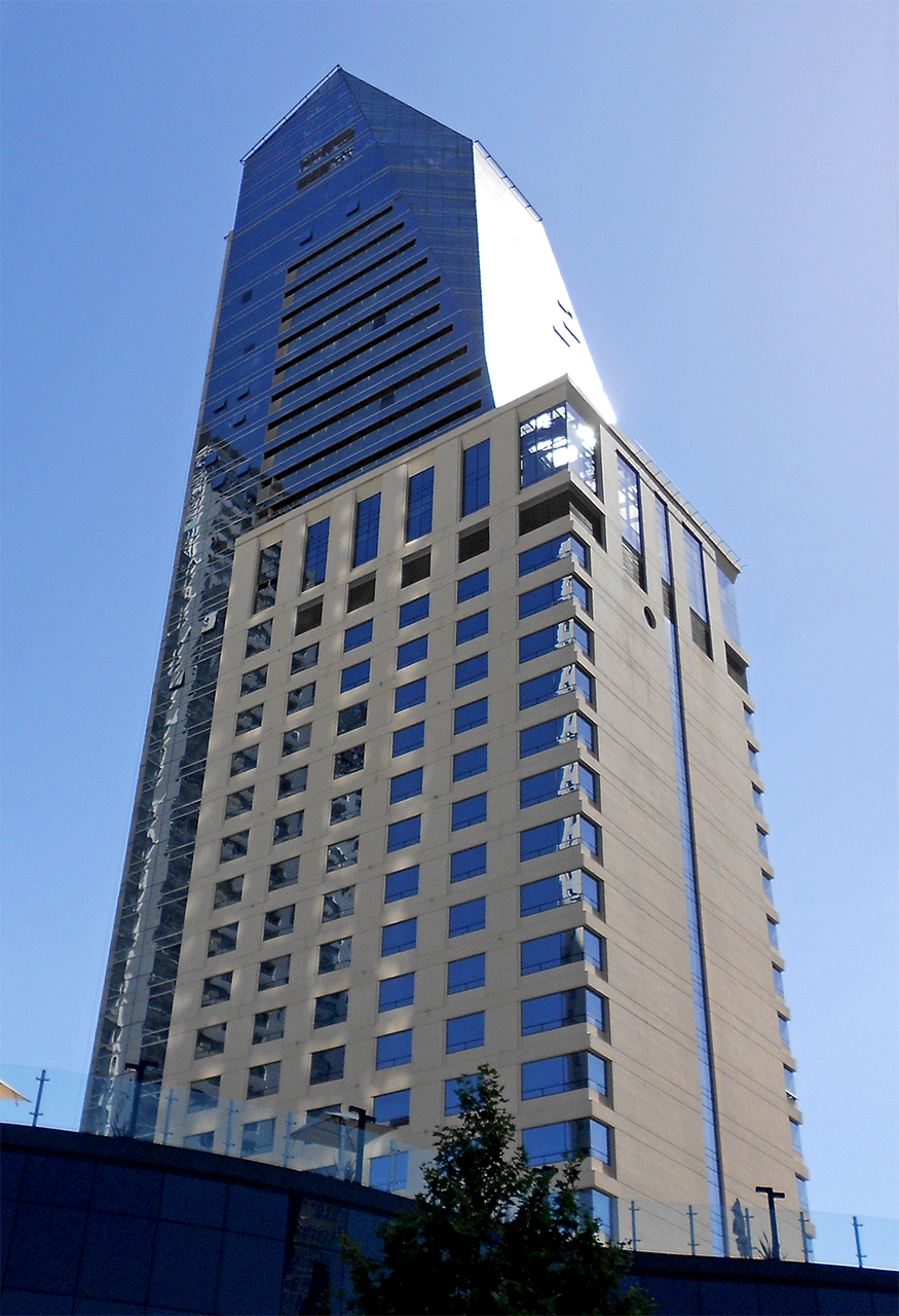 875x1280 Alvear Icon Hotel