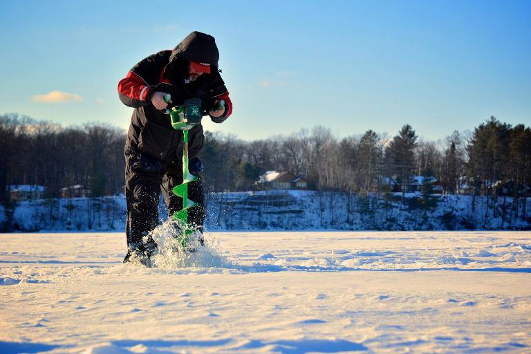 768x512 Quiet Power Best Electric Ice Auger