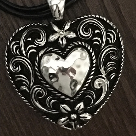 580x580 Icon Jewelry Nwt Large Heart Earrings Set Poshmark