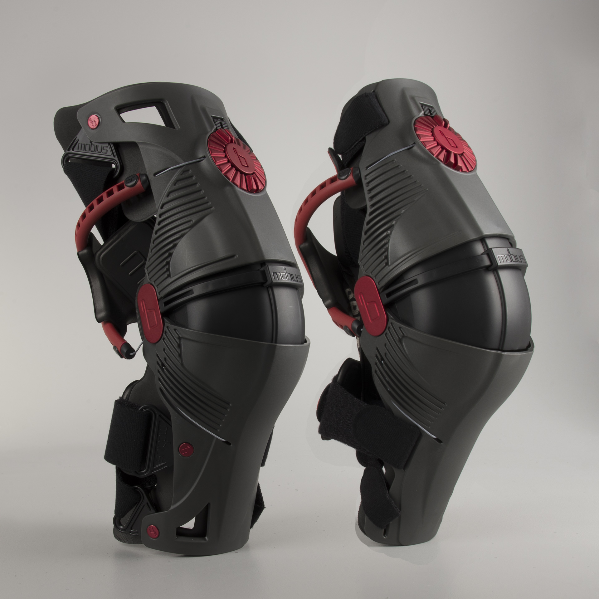 1920x1920 Mobius Storm Knee Braces Grey Crimson