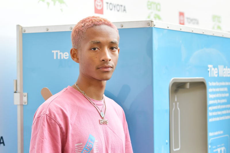 800x533 Jaden Smith Debuts Free Vegan Food Truck For The Homeless