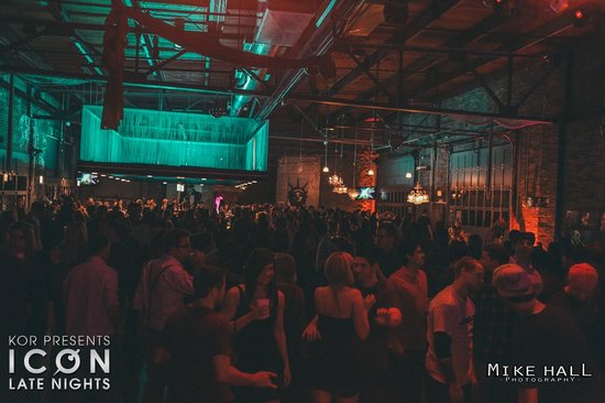 550x366 Late Night Dancing On Friday