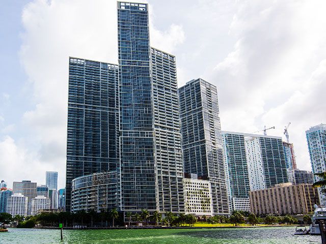 Icon Brickell Condominiums For Sale And Rent In Downtown Miami 640x480 Icon Brickell Condominiums For Sale And Rent In Downtown Miami