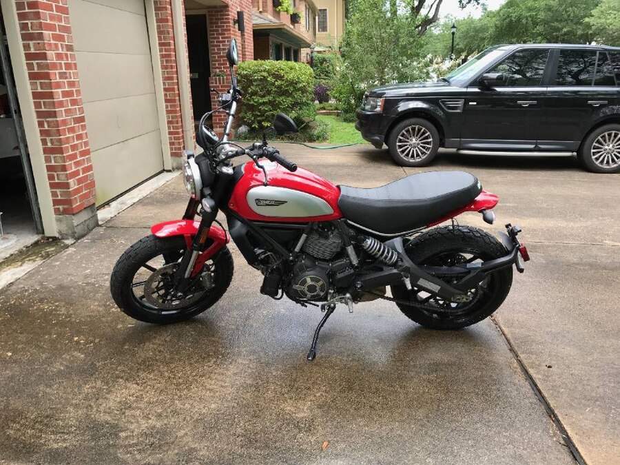 900x675 Ducati Scrambler Icon Motorcycle Usado En Venta En Spring