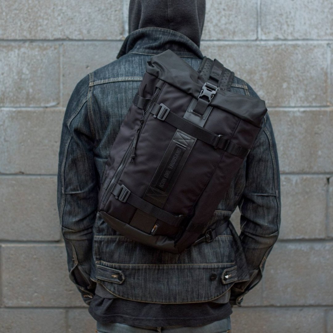 1080x1080 Icon Sling Bag Town Moto