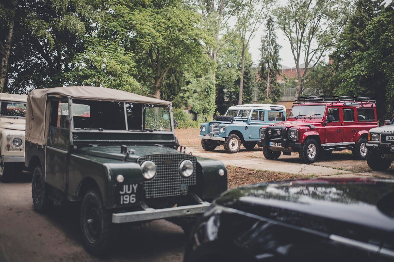 1600x1066 Classic Motoring Scene The Celebration Of An Icon Land Rover