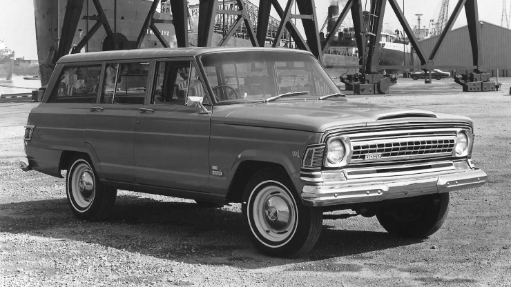 740x416 Classics Jeep Wagoneer A Photo History Of The Style Icon