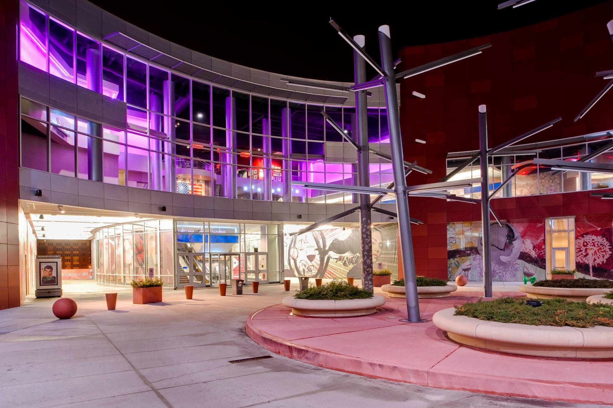 1980x1317 Roosevelt Collection Icon Theater