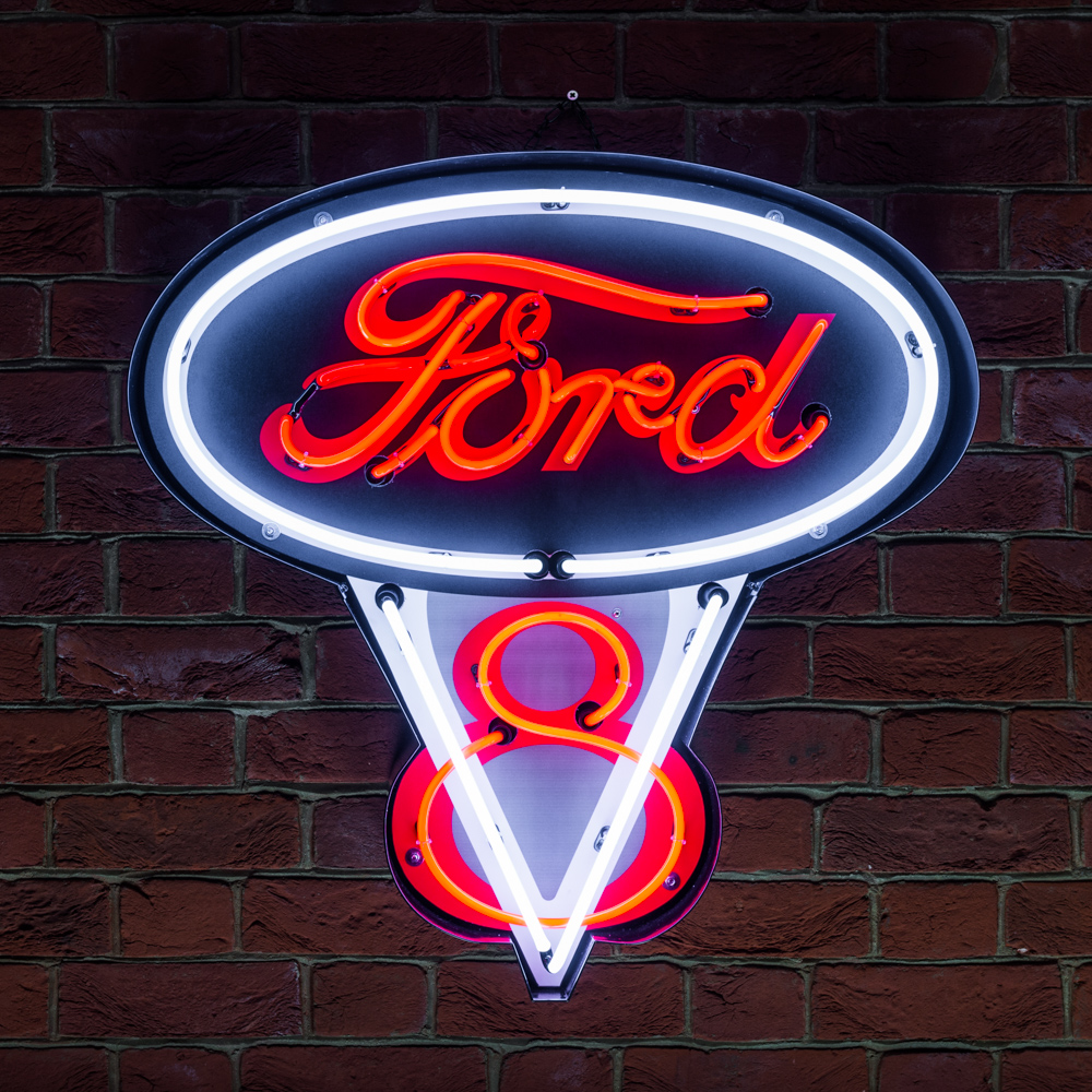 1000x1000 Ford Red And White Neon Sign In A Metal Can Icon Neon