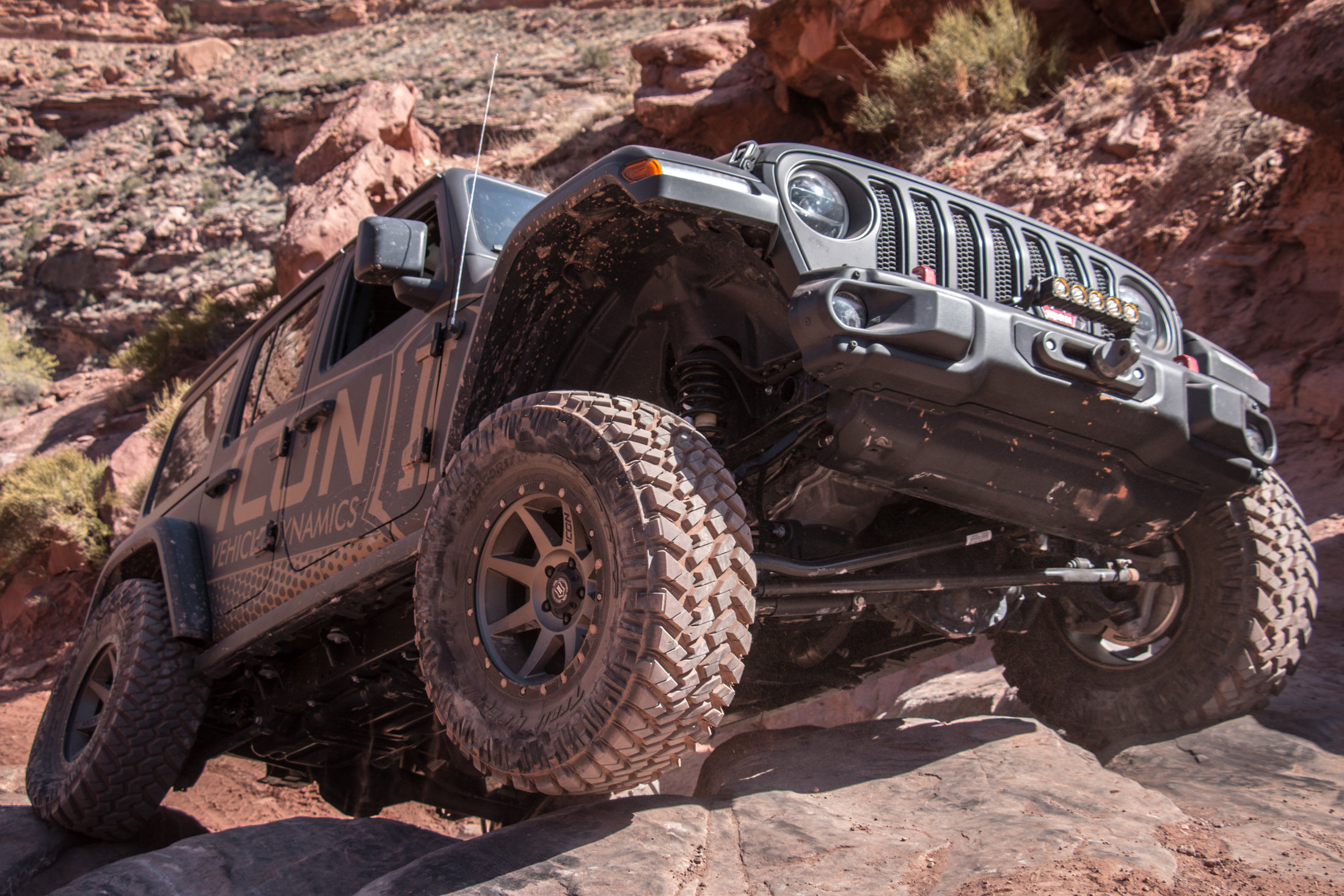 2200x1467 Jeep Wrangler Jl Shocks