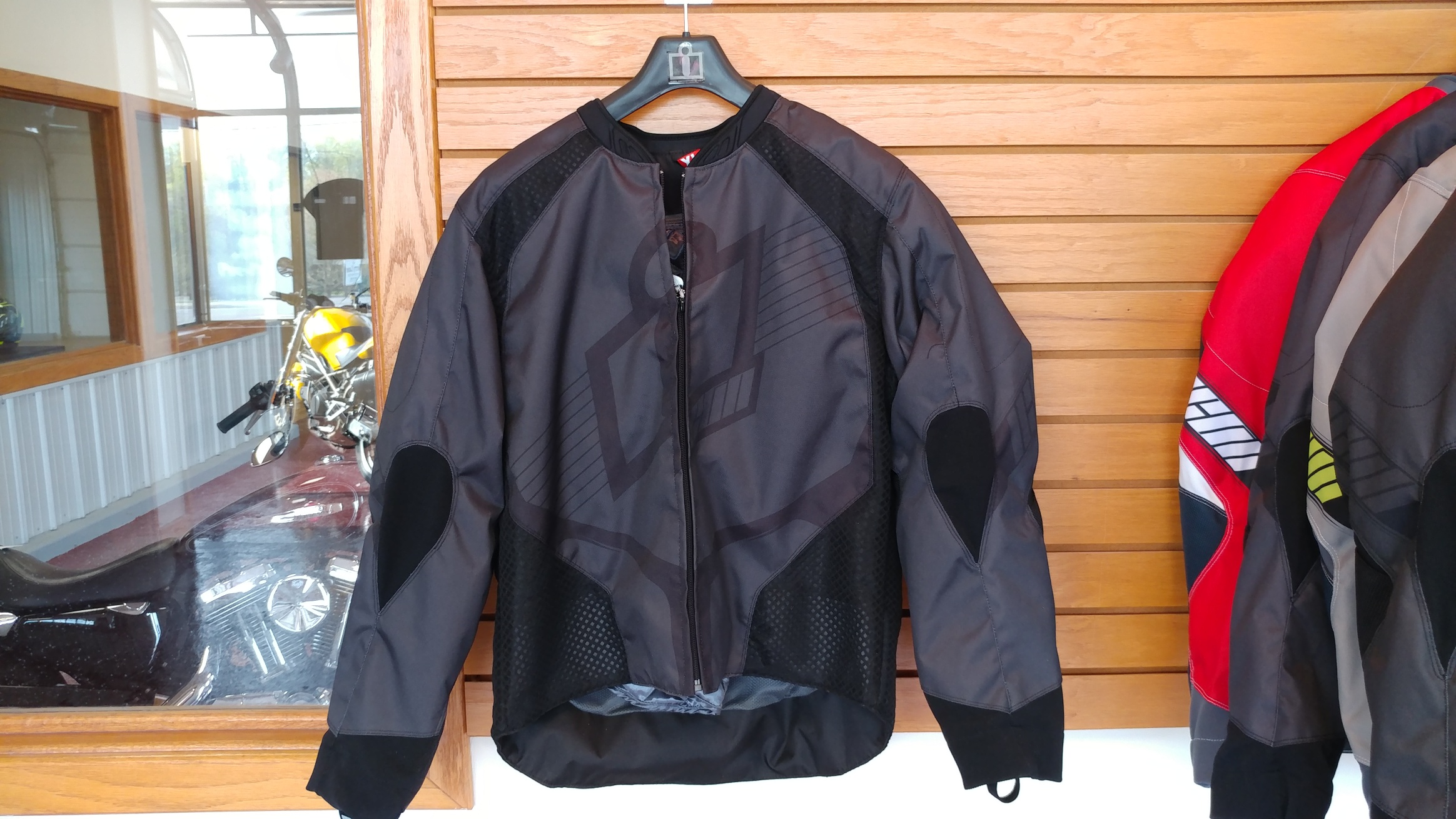 2328x1310 Harkys Motorsports Icon Overlord Armored Riding Jacket Black