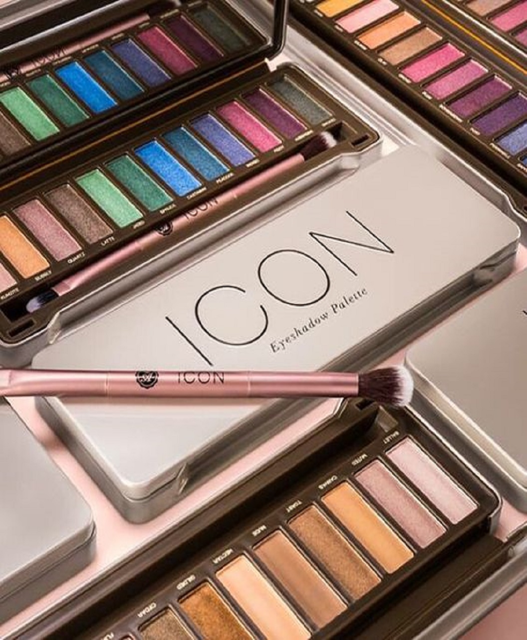 1056x1284 Icon Eyeshadow Palette Absolute New York