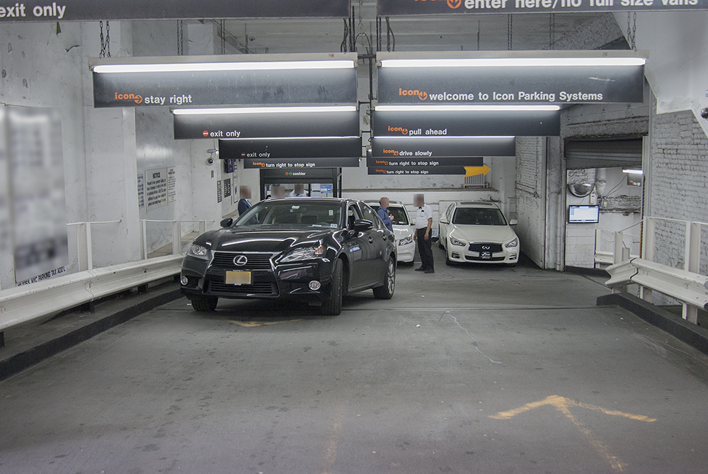 1000x669 Barclay St Parking