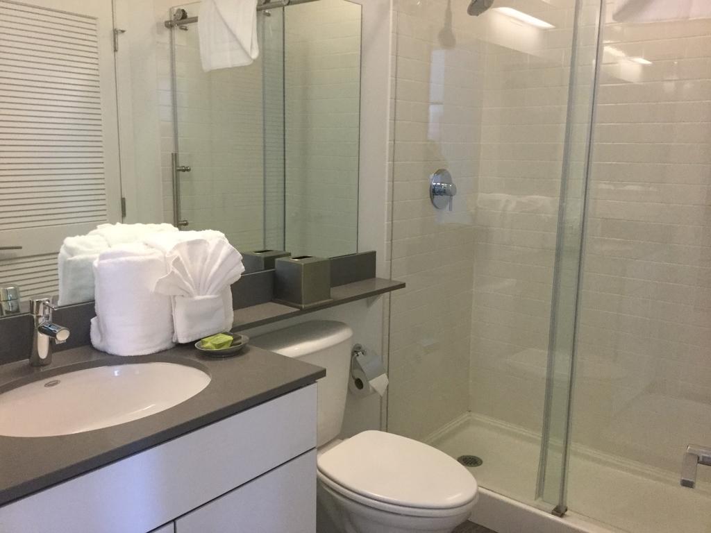 1024x768 Apartment Oakwood