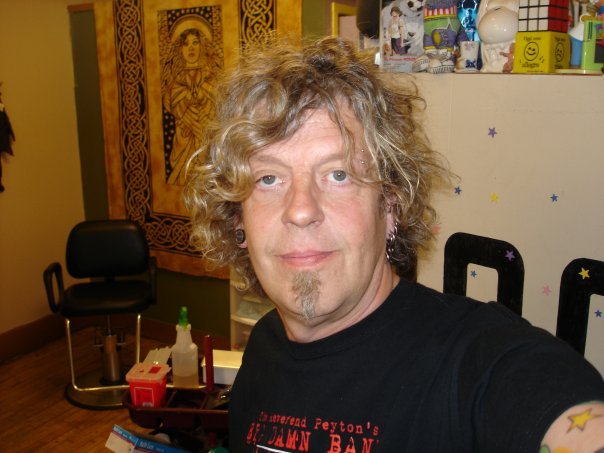 604x453 Icon Piercing Studio