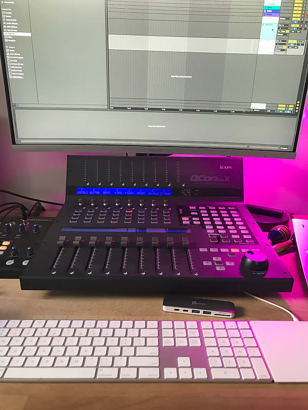 600x800 Icon Qcon Pro X Daw Controller Jon 's Gear Outlet Reverb