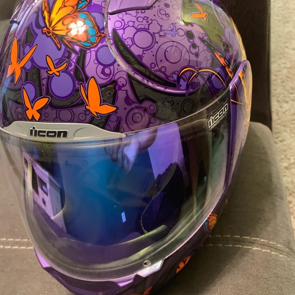 580x580 Icon Other Womens Helmet Poshmark
