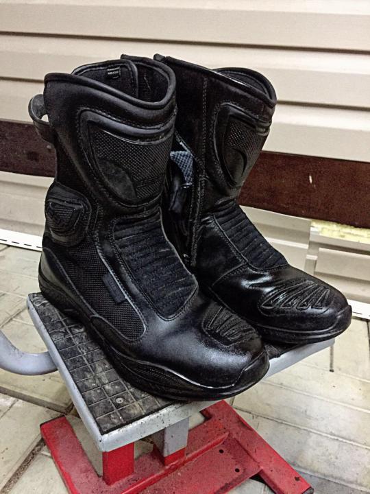 540x720 Motoboty Icon Reign Waterproof Motoboty Kupit V Moskve, Tcena