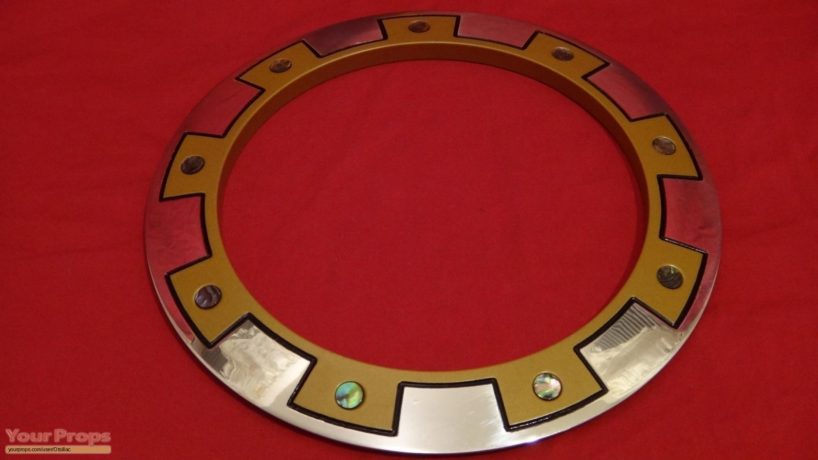 1680x945 Xena Warrior Princess Icon's Chakram Icons Replicas