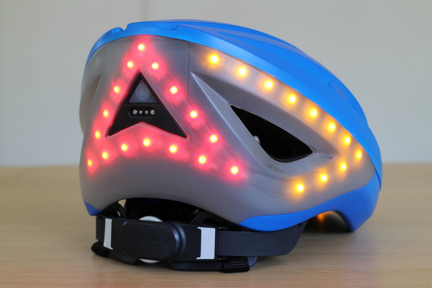 1500x1000 Lumos Smart Cycling Helmet Review Digital Trends
