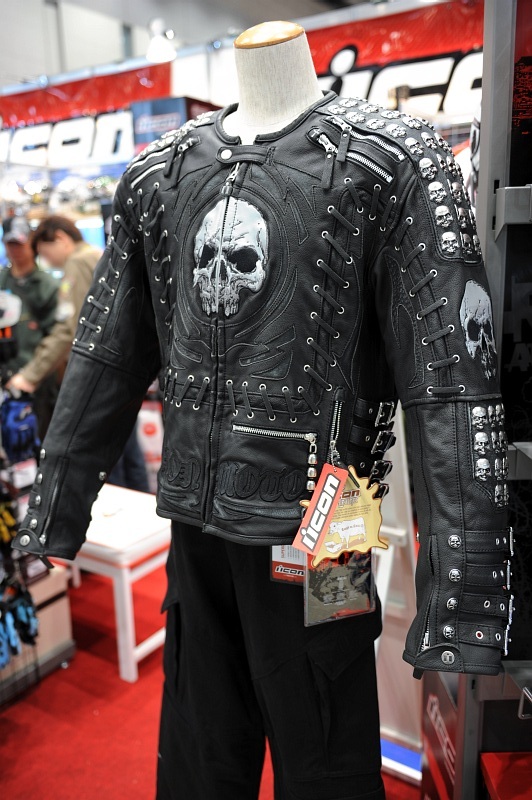 532x800 Helmets That Treated Eva And One Piece And Skull Jacket With Only