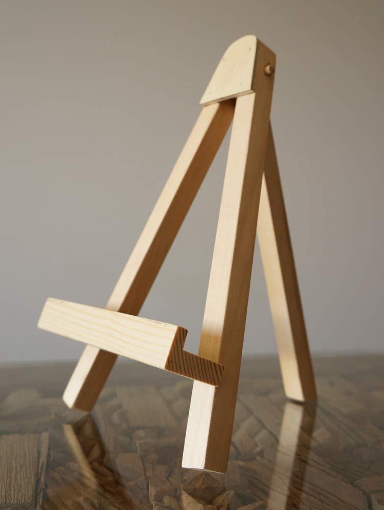 753x1000 Wooden Icon Stand